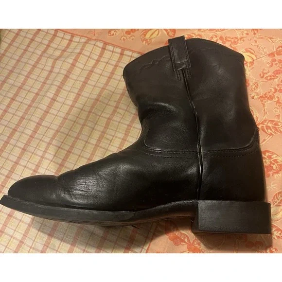 Ariat Heritage Sierra Black Leather Round Toe Cowboy Boots #35501 Men's 10EE